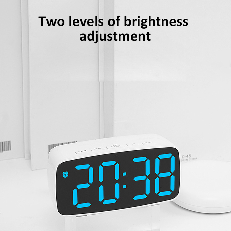 Super Loud Vibrating Alarm Clo - مراجعة Led Desk Clock وسعره