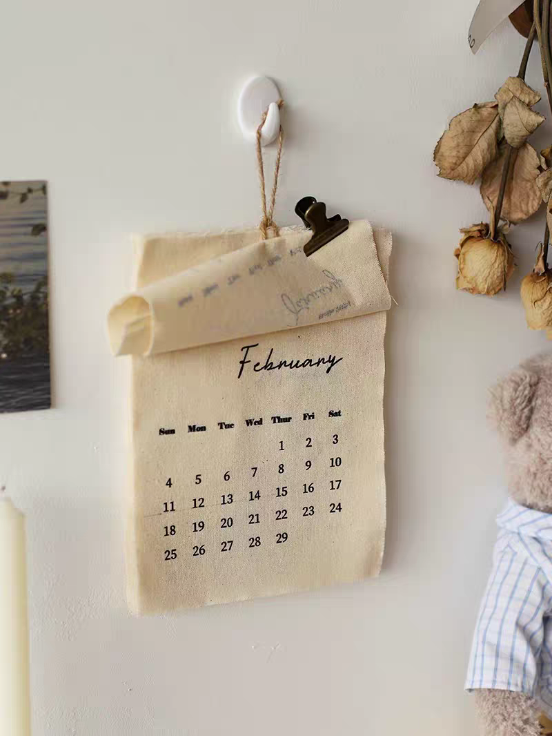 2026 Wall Calendar Cotton Clot - مراجعة English Home Office وسعره
