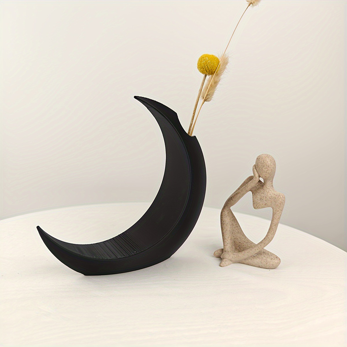 Two fashionable moon-style vas - مراجعة Home Office For Two وسعره